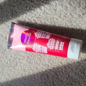 Victoria's Secret Pink Merry Mocha Body Lotion